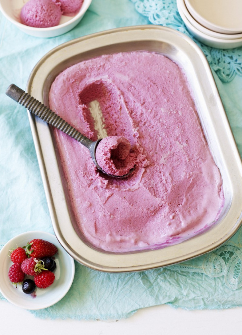 Frozen Mixed Berry and Lime Yoghurt