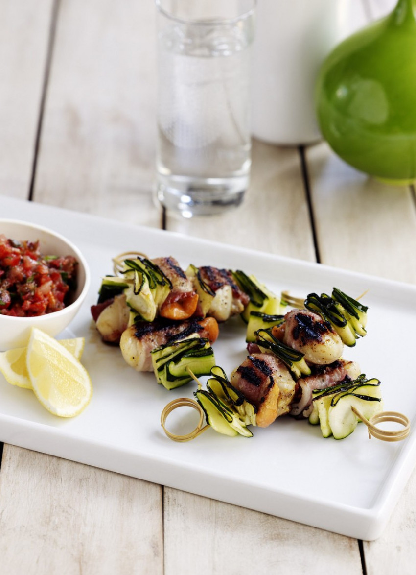 Zucchini, Scallop and Bacon Kebabs with Fresh Tomato Sauce