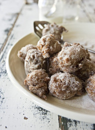 Apple Doughnuts