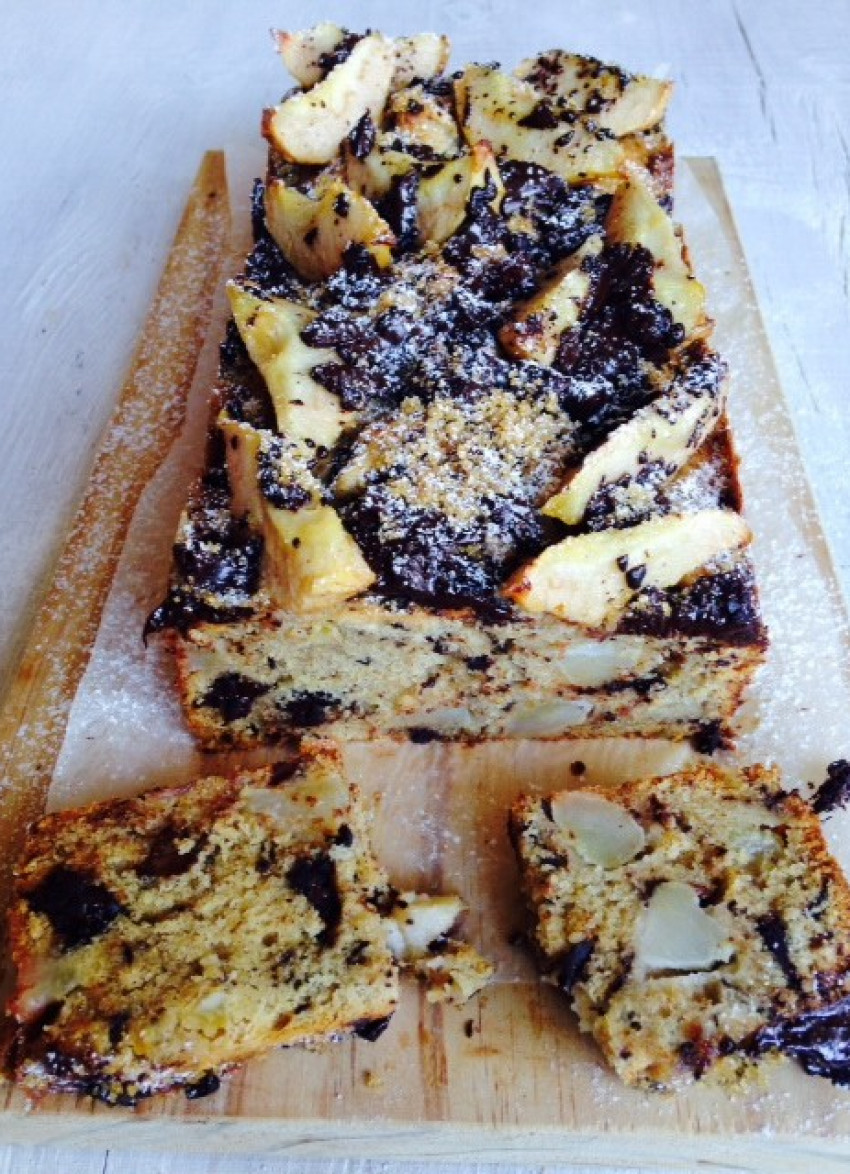 Fresh Pear, Spice and Chocolate Loaf 