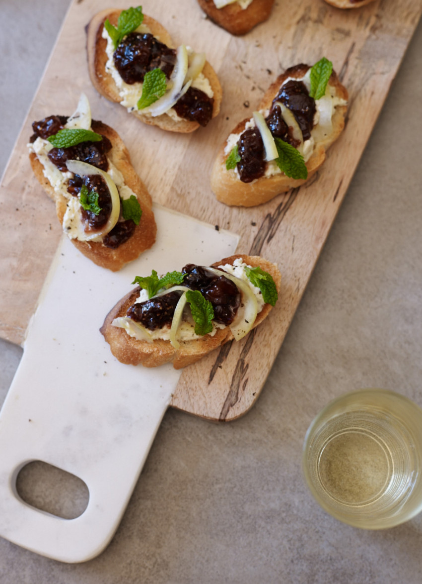Goat's Cheese Crostini with Fig Relish and Lemon