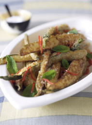 Crisp Zucchini Fries with Chilli and Mint