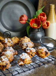 Oliebollen - Apple and Sultana Doughnut Balls